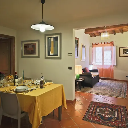 San Frediano House By Mmega 피렌체